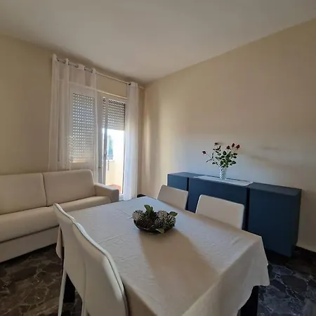 Holiday Civitanova 公寓 西维尔诺瓦·马尔凯